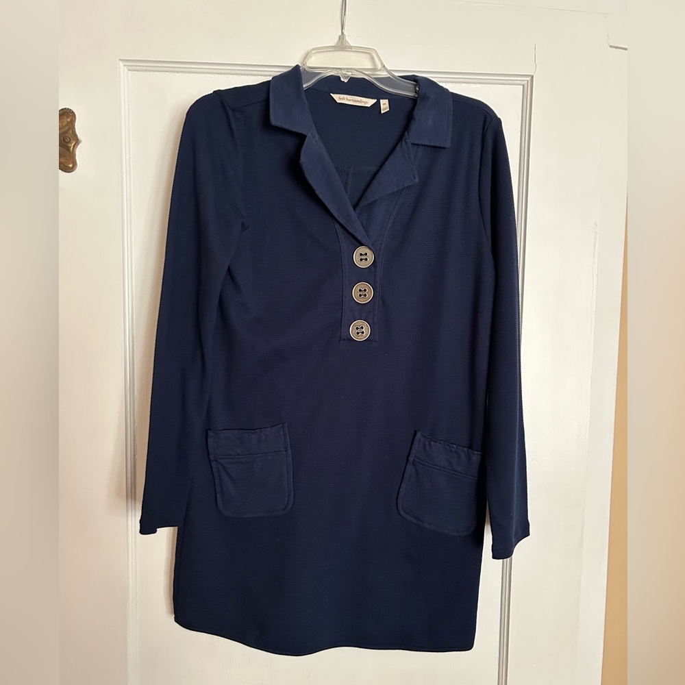 Soft Surroundings navy blue waffle knit tonic in size XS